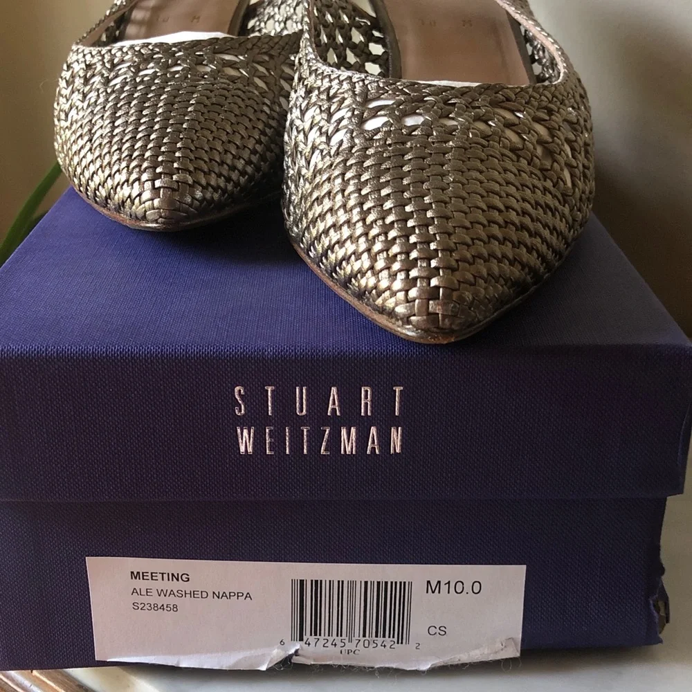 Stuart Weitzman Metallic Woven Slingback Kitten Heels in Gold